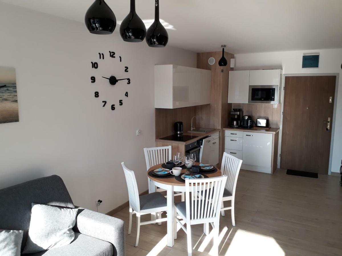 Apartament Oliwka Z Prywatnym Miejscem Postojowym Kolobrzeg Bagian luar foto