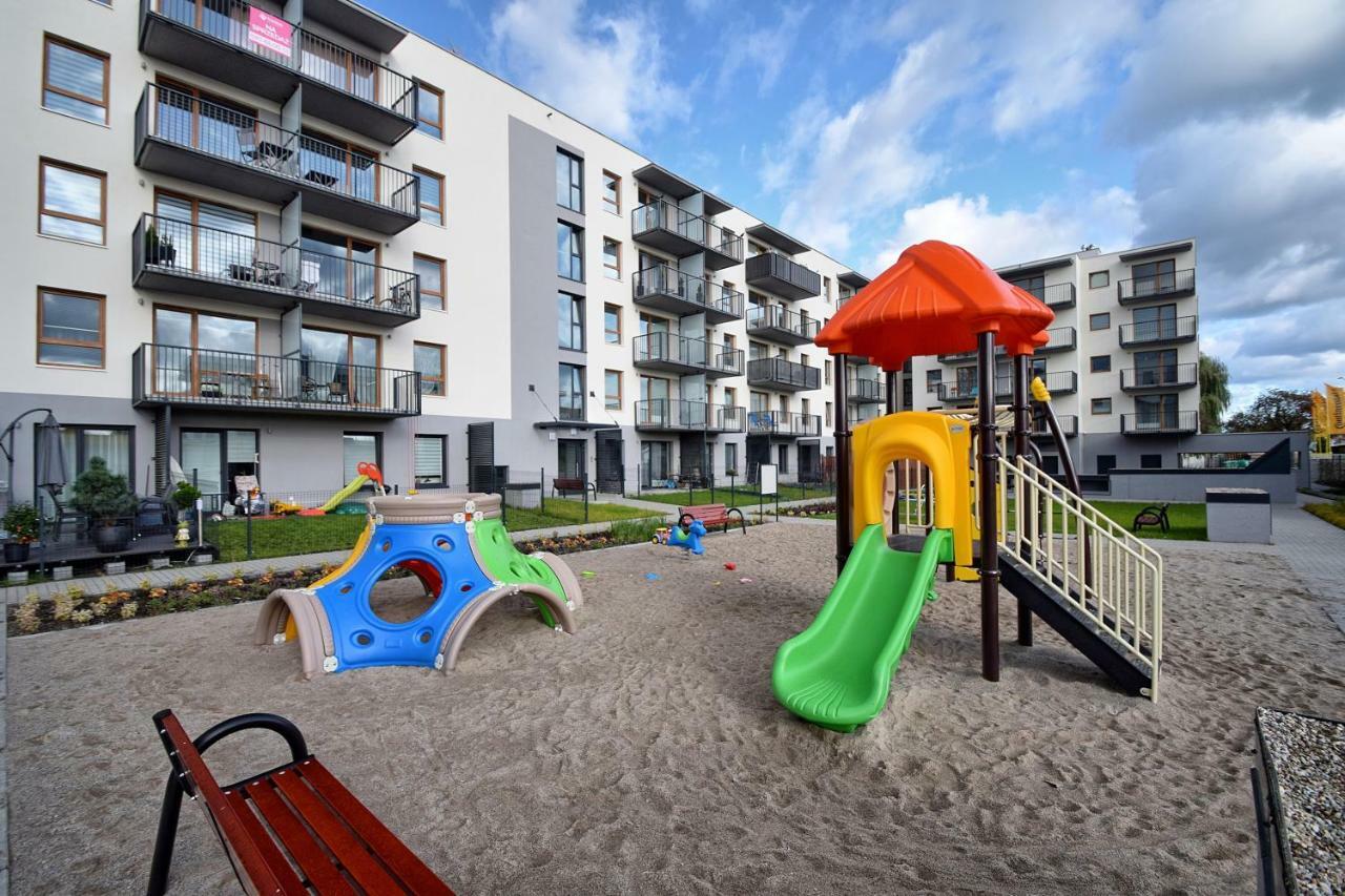 Apartament Oliwka Z Prywatnym Miejscem Postojowym Kolobrzeg Bagian luar foto